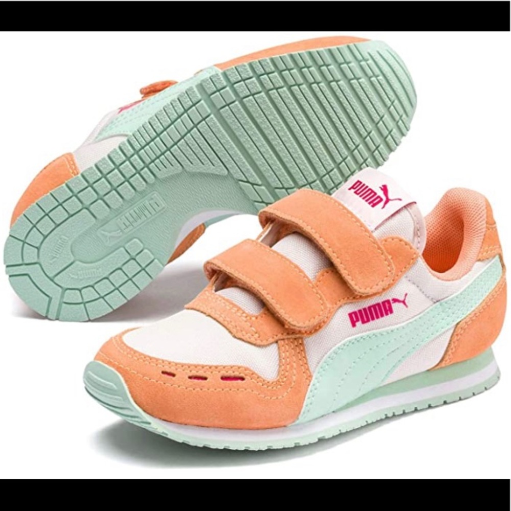 Puma Sneakers